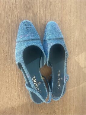 CHANEL Denim Pointed Slingback Flats in Light Blue